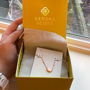 Kendra Scott gold necklace NWT